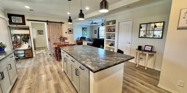 Listing image 126755-0